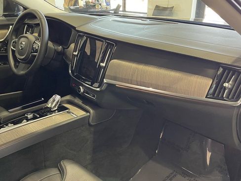 Used 2023 Volvo S90 B6 Ultimate w/ Protection Package Premier image 41