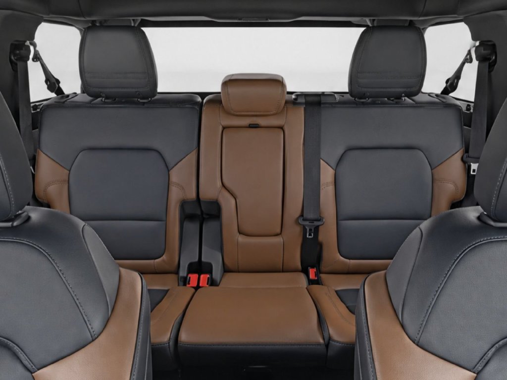 Used 2024 Ford Bronco Outer Banks AWD/4WD image 31