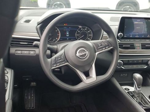 New 2026 Nissan Altima 2.5 SV FWD image 16
