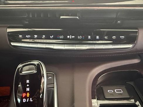 Used 2021 Cadillac Escalade ESV Sport Platinum w/ LPO, ONYX Package RWD image 4