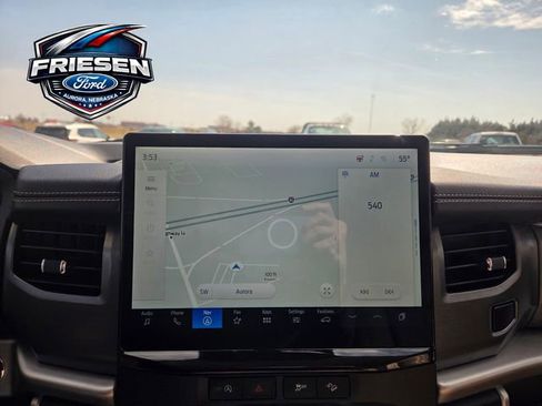 Used 2024 Ford Expedition Max XLT image 19