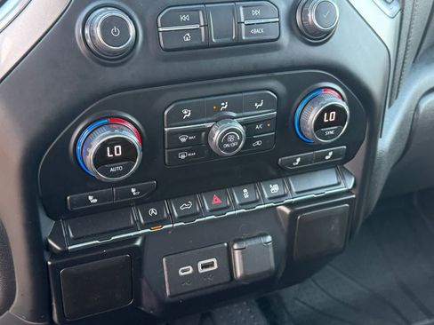 Used 2021 Chevrolet Silverado 1500 LT AWD/4WD image 21