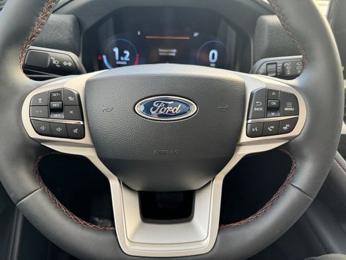 New 2026 Ford Explorer Active w/ Active Comfort Package AWD/4WD image 27