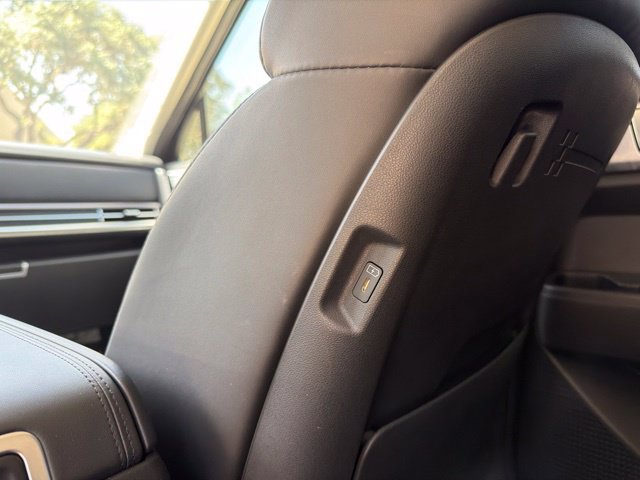 Used 2024 Hyundai Santa Fe SEL FWD image 33