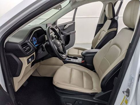 Certified 2022 Ford Escape SEL AWD/4WD image 15