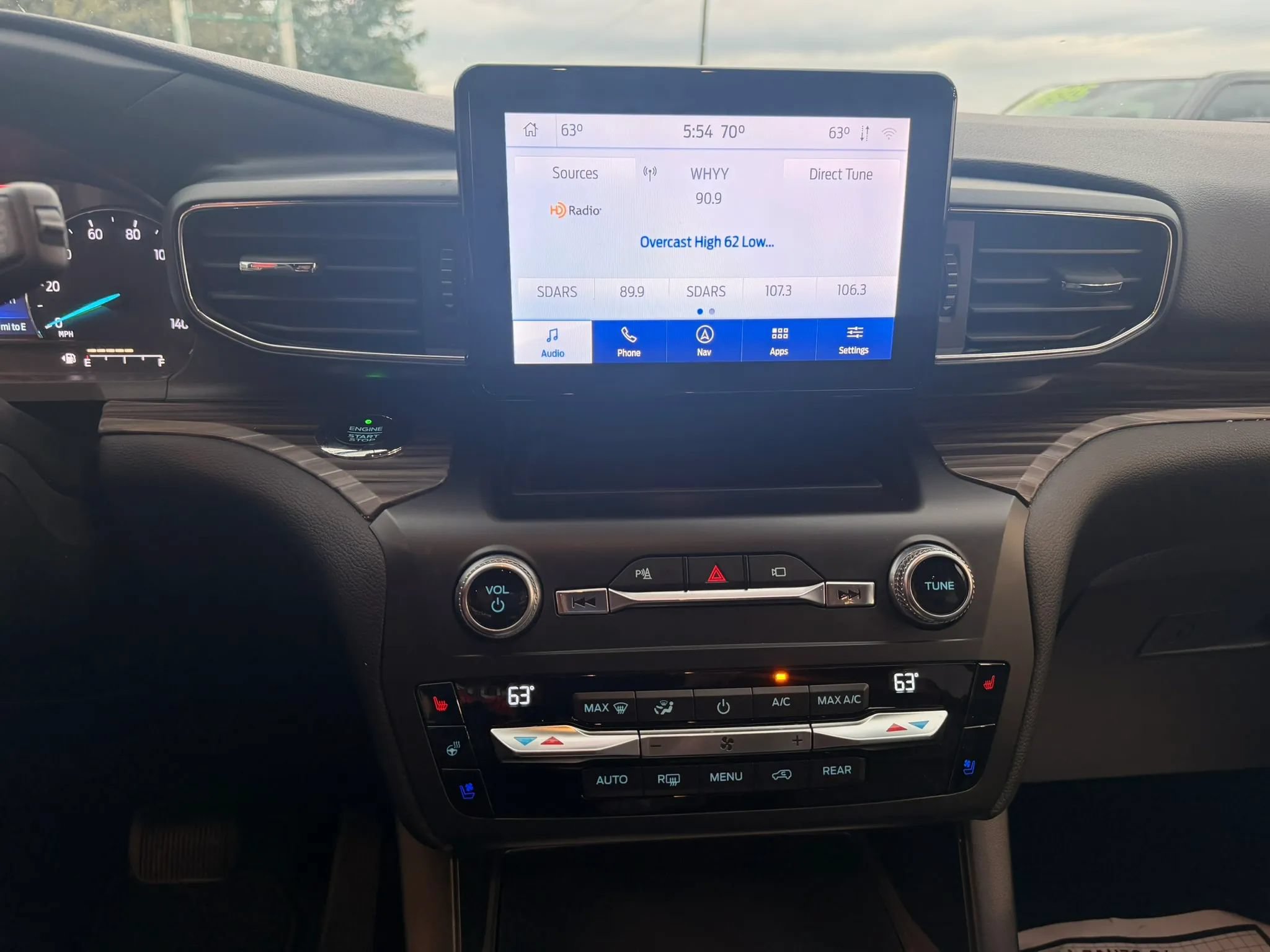 Used 2020 Ford Explorer Limited AWD/4WD image 17