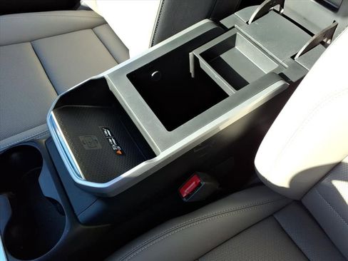 Used 2026 GMC Terrain Elevation w/ Elevation Premium Package image 27