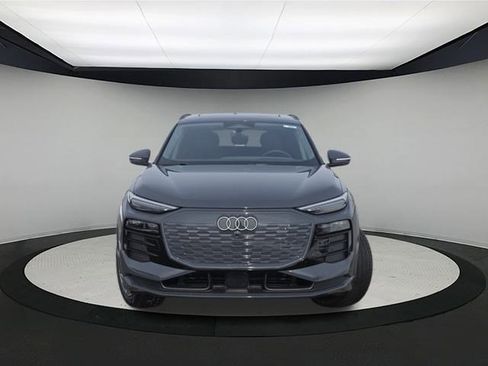 New 2025 Audi Q6 e-tron Premium Plus image 2