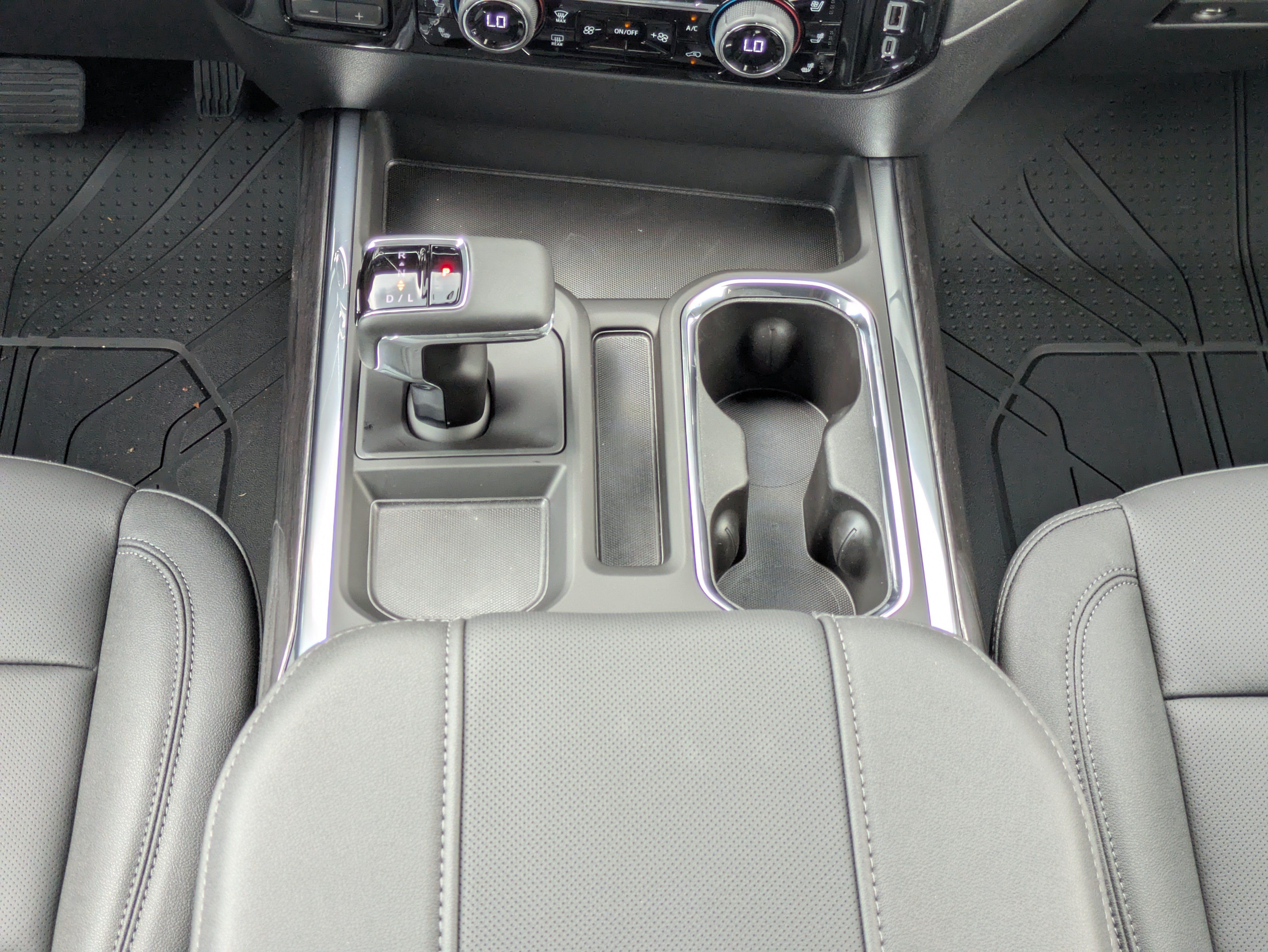 New 2026 Chevrolet Silverado 1500 LTZ w/ Technology Package AWD/4WD image 6