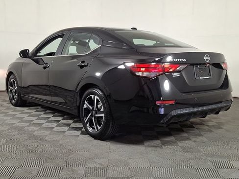 Used 2024 Nissan Sentra SV FWD image 7