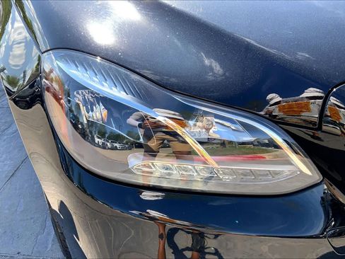 Used 2014 Mercedes-Benz E 350 Sedan image 28