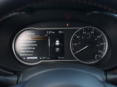 New 2025 Nissan Versa SR w/ Trunk Package image 10