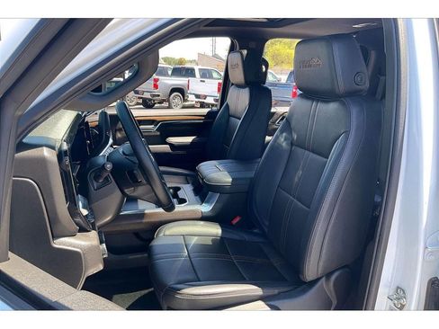 Used 2026 Chevrolet Silverado 3500 High Country w/ Technology Package AWD/4WD image 27
