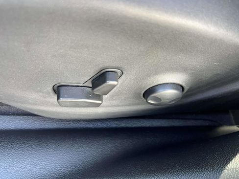 Certified 2022 Jeep Cherokee Limited image 17