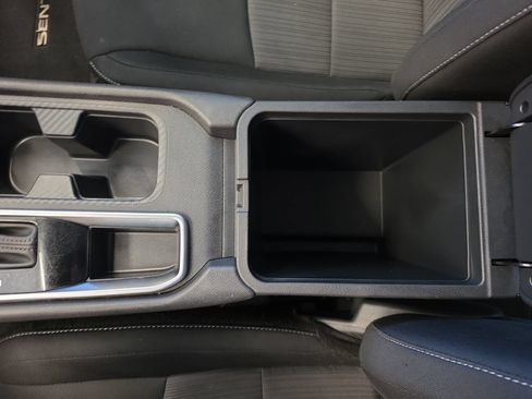 Used 2024 Nissan Sentra SV FWD image 31