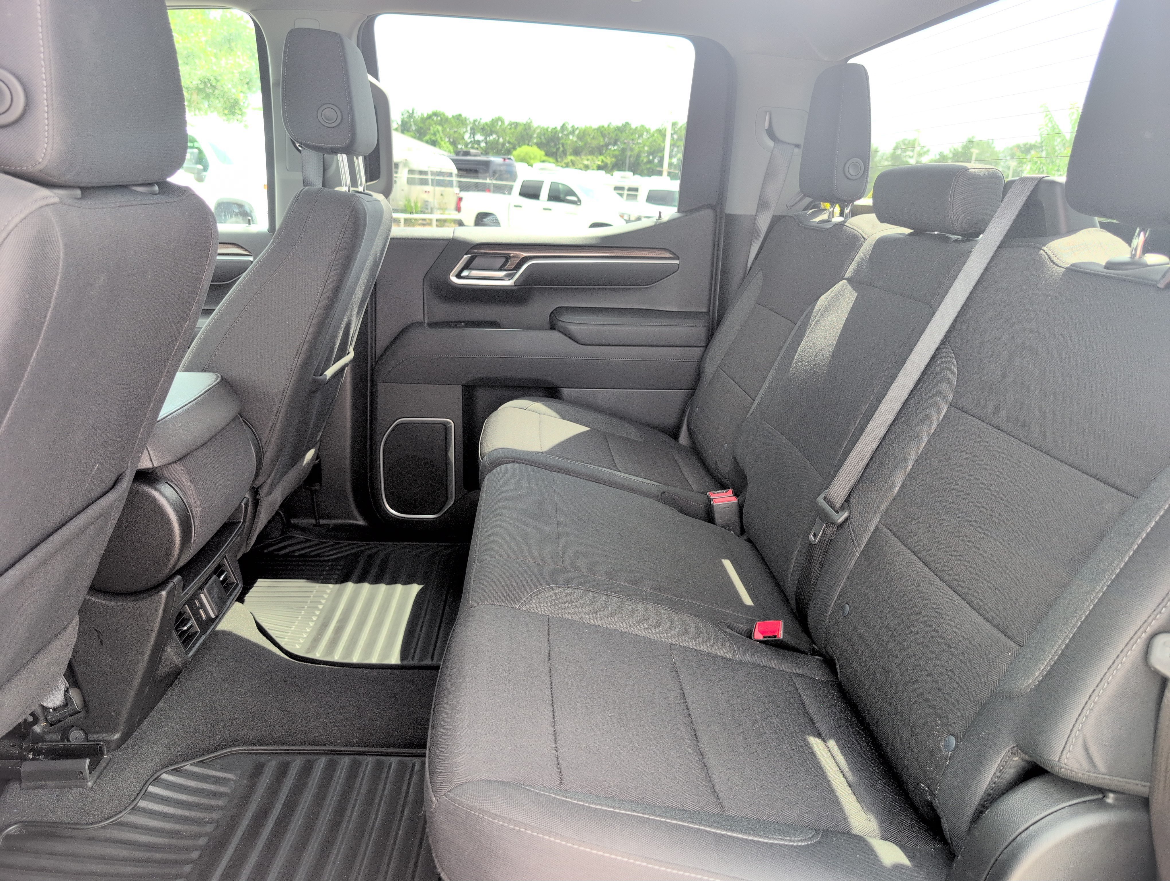 Used 2026 Chevrolet Silverado 1500 LT AWD/4WD image 31
