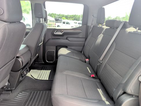 Used 2026 Chevrolet Silverado 1500 LT AWD/4WD image 31