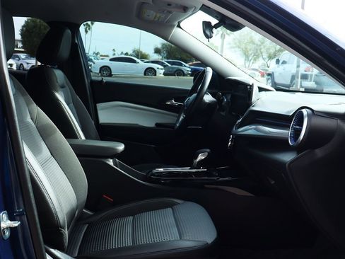 Used 2024 Chevrolet Trax LT w/ Driver Confidence Package image 34