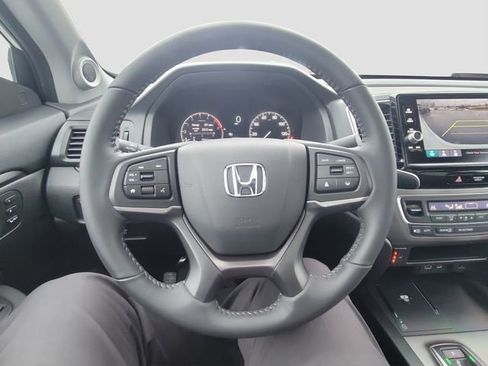 Used 2025 Honda Ridgeline RTL image 14