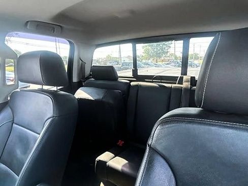Used 2018 Chevrolet Silverado 1500 LT w/ Midnight Edition AWD/4WD image 11