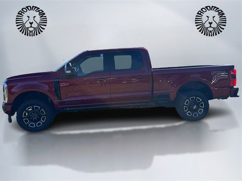 New 2026 Ford F250 Platinum w/ FX4 Off-Road Package image 8