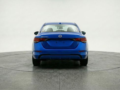 Used 2025 Nissan Sentra SV FWD image 7