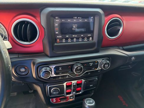 Certified 2020 Jeep Wrangler Unlimited Rubicon AWD/4WD image 26