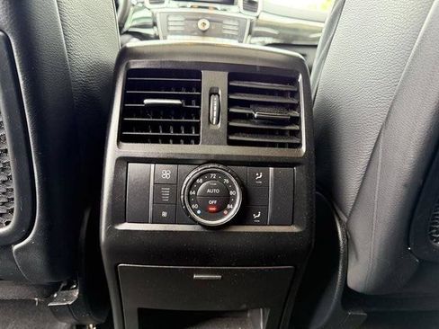 Used 2018 Mercedes-Benz GLS 550 4MATIC image 24