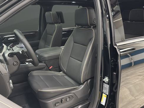 New 2026 Chevrolet Tahoe Premier AWD/4WD image 9