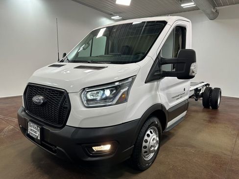 Used 2023 Ford Transit 350 DRW AWD image 54