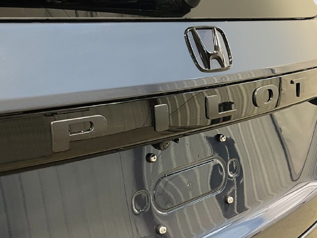 New 2026 Honda Pilot Touring image 7