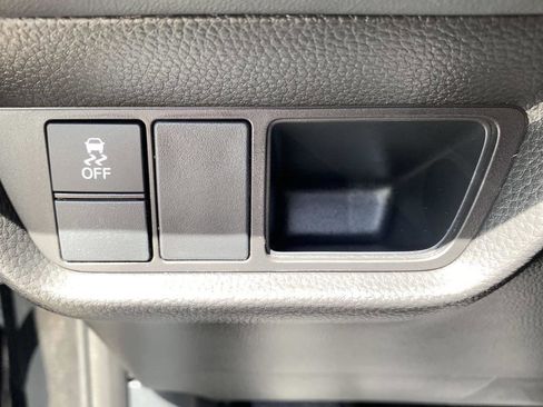 Used 2025 Honda HR-V Sport image 14