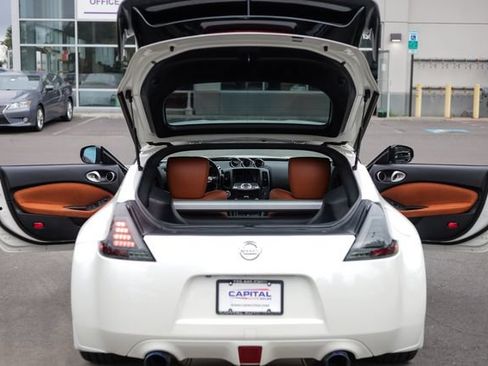 Used 2016 Nissan 370Z Touring RWD image 76