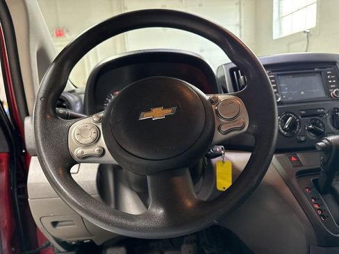 Used 2015 Chevrolet City Express LT w/ Technology Package FWD image 10