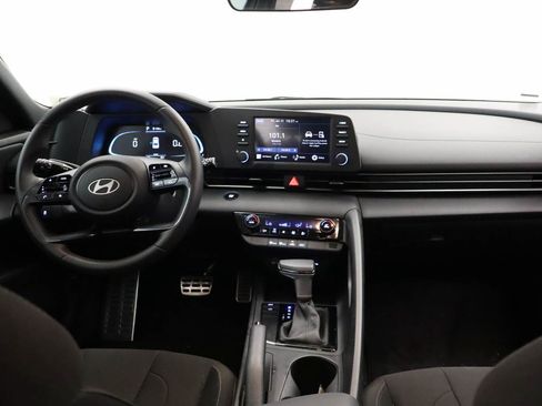 Used 2026 Hyundai Elantra Sport FWD image 13