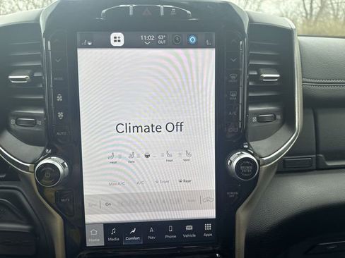 Used 2024 RAM 2500 Laramie image 15