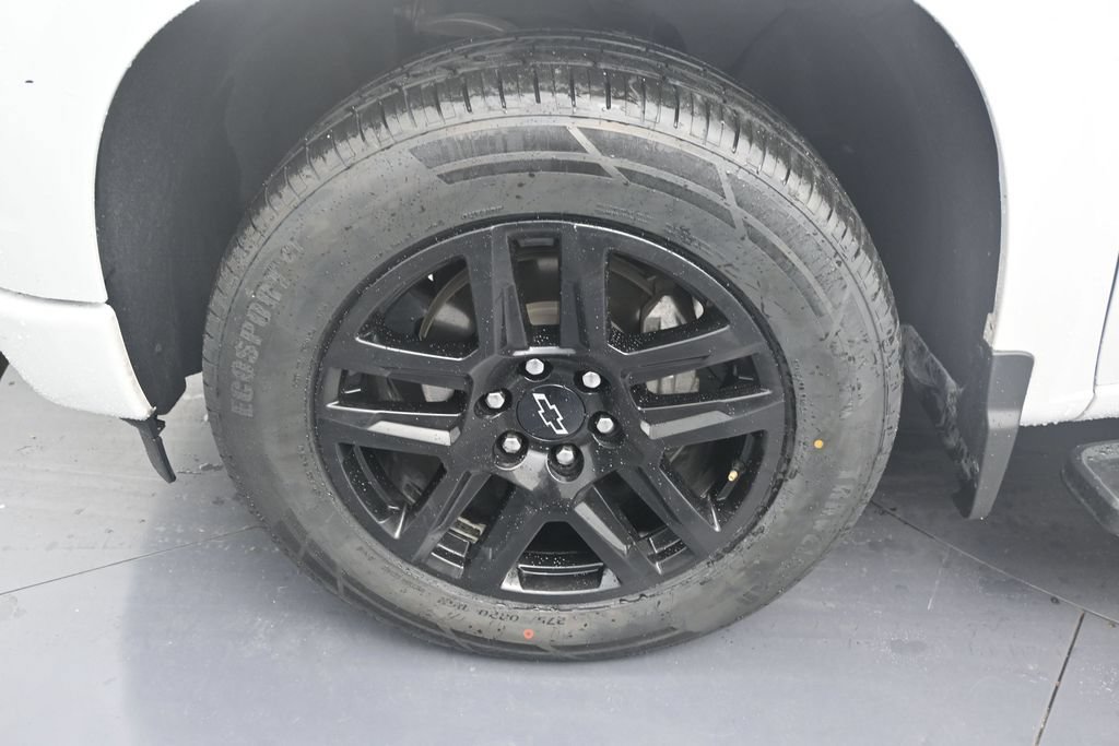 Used 2024 Chevrolet Silverado 1500 RST RWD image 9