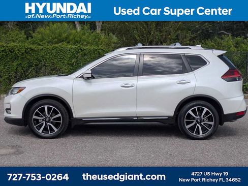 Used 2019 Nissan Rogue SL w/ Premium Package FWD image 2