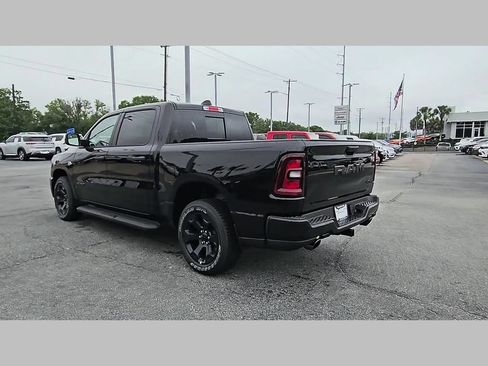 New 2026 RAM 1500 Express AWD/4WD image 31