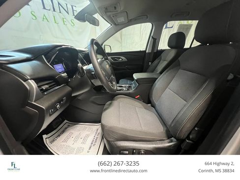Used 2021 Chevrolet Traverse LT FWD image 12