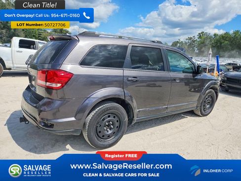 Used 2019 Dodge Journey SE FWD image 4