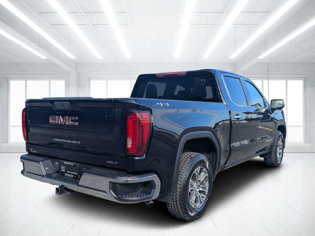 Used 2025 GMC Sierra 1500 SLT AWD/4WD image 3