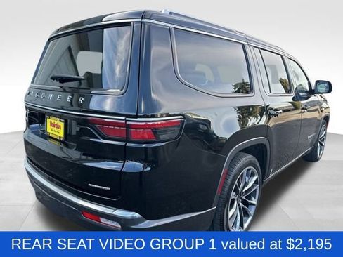 Used 2022 Jeep Wagoneer Series III w/ Premium Group I image 7