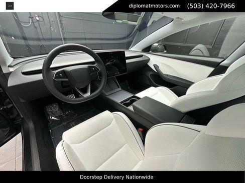 Used 2025 Tesla Model 3 Performance image 17