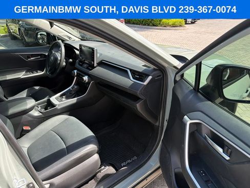 Used 2021 Toyota RAV4 XLE Premium FWD image 26