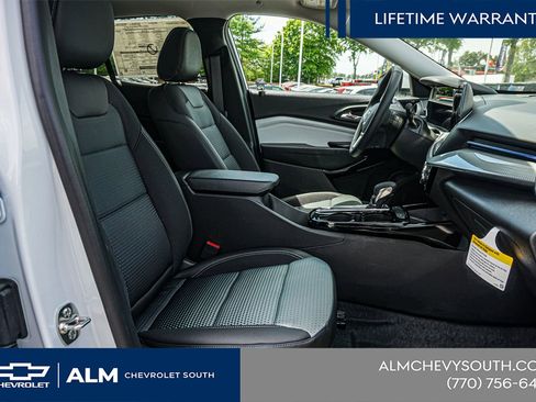 New 2026 Chevrolet Trax LT w/ Sunroof Package image 21