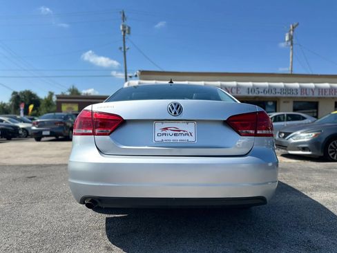 Used 2015 Volkswagen Passat 1.8T Wolfsburg Edition FWD image 4