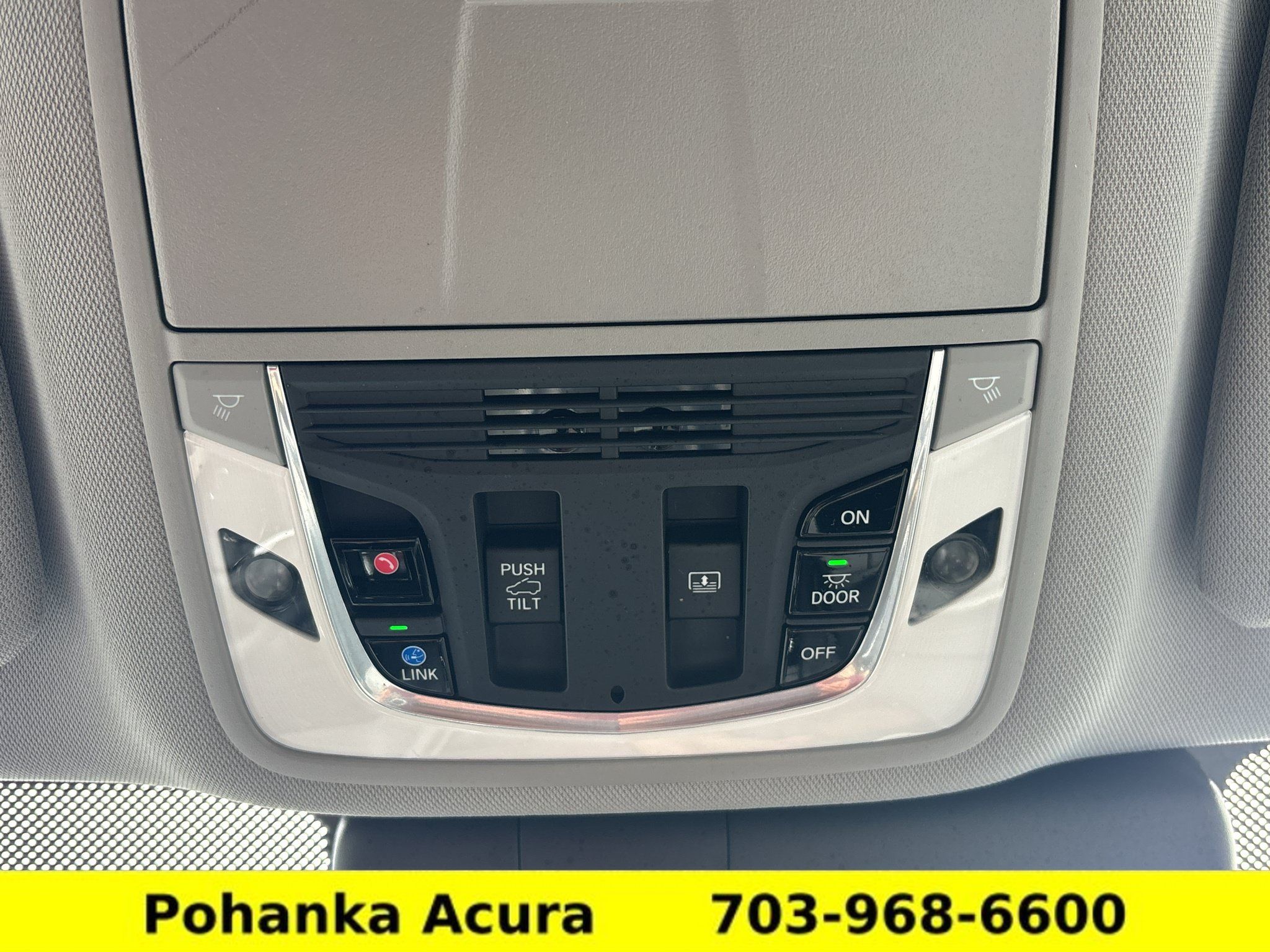 Used 2019 Acura RDX w/ Technology Package AWD/4WD image 16