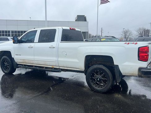 Used 2015 Chevrolet Silverado 3500 LT w/ LT Convenience Package image 9