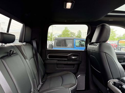 New 2026 RAM 2500 Laramie AWD/4WD image 15